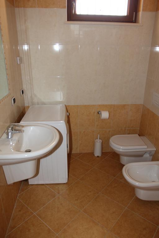 Laghetto Ai Portici Bed & Breakfast Пастренго Стая снимка