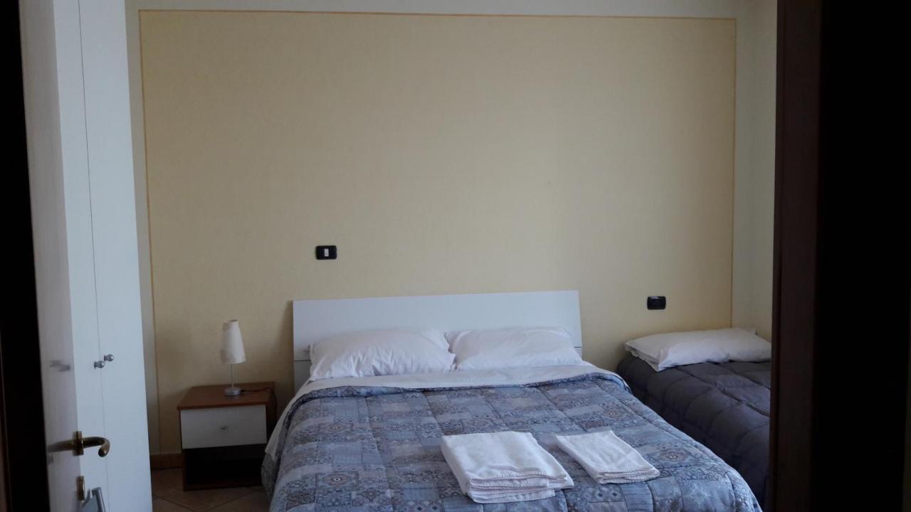 Laghetto Ai Portici Bed & Breakfast Пастренго Екстериор снимка